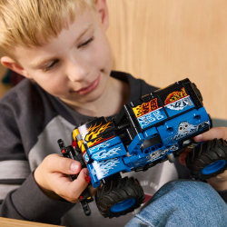 Конструктор LEGO Technic Monster Jam Grave Digger 42219 Огонь и лёд — фото 10