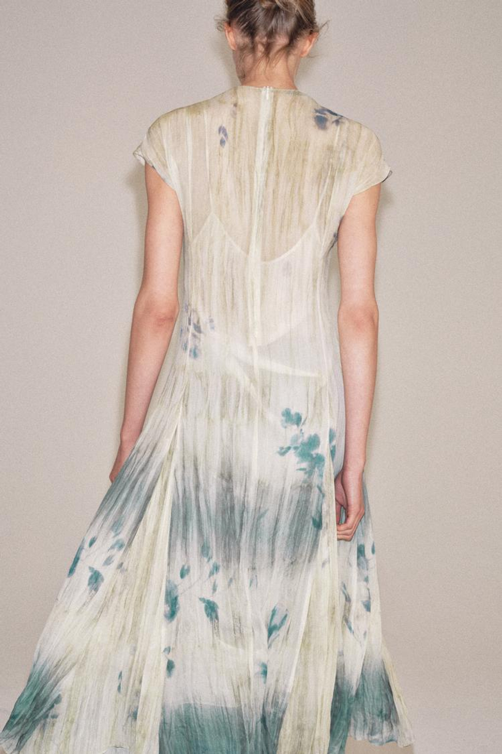 ZARA ПЛАТЬЕ МИДИ С ПРИНТОМ — ZW COLLECTION, ЭКРЮ/СИНИЙ