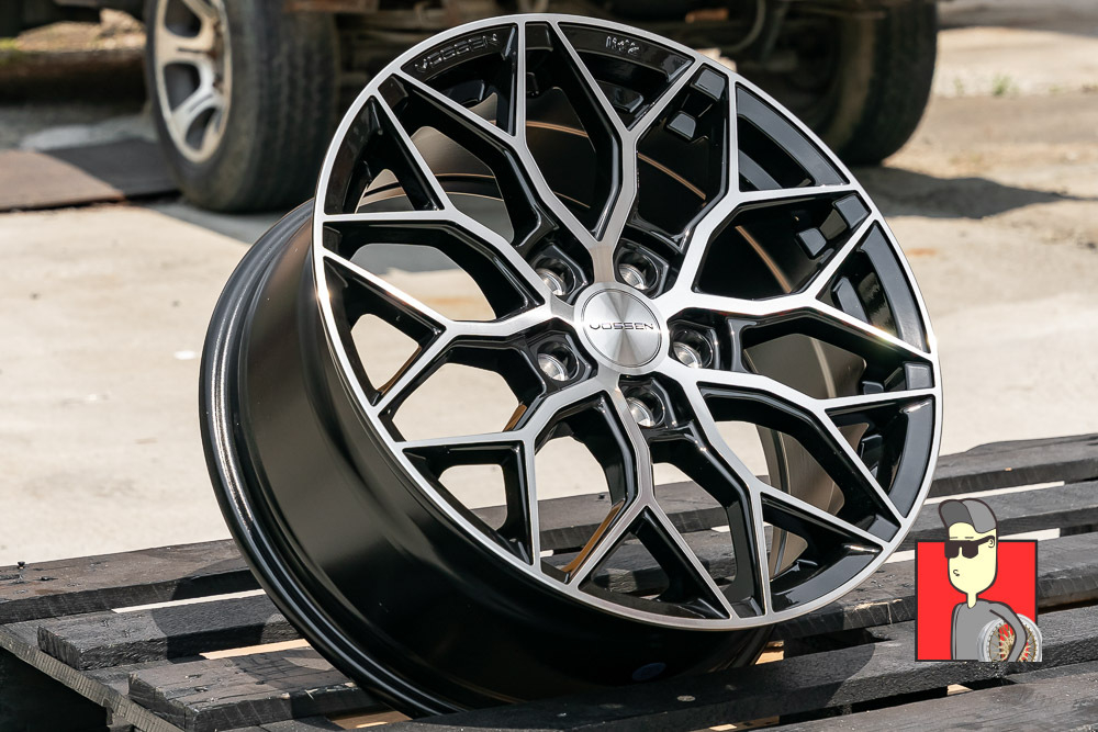 Комплект дисков Vossen HF-2 17x7.5 et40 5x114.3