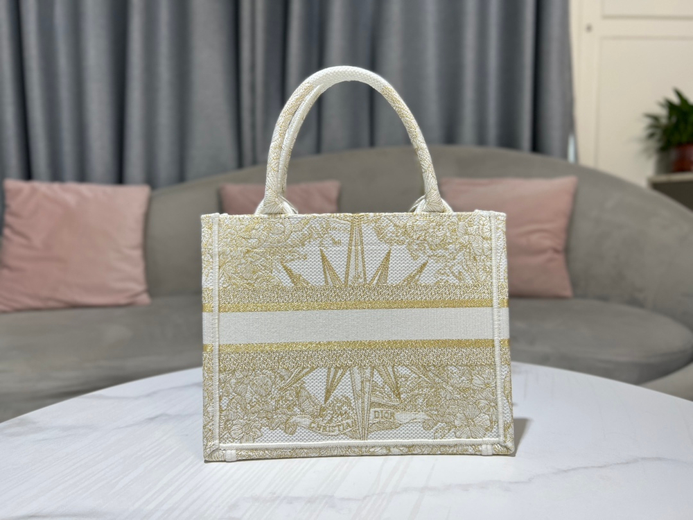 Christian Dior Book Tote 26 cm