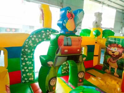 Коммерческий надувной батут «Сафари-экскурсия Ультра» 5*5*2,8 м