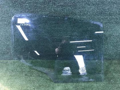 Стекло двери заднее правое Peugeot 308 1 T7 (2007-2015)