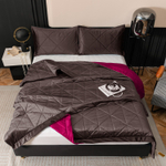 Велюровое покрывало в клетку и две наволочки OVL037