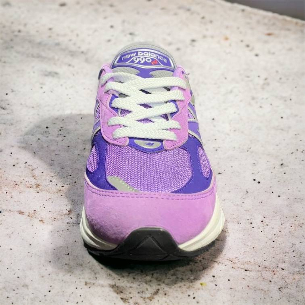 New Balance 990v4 • Purple