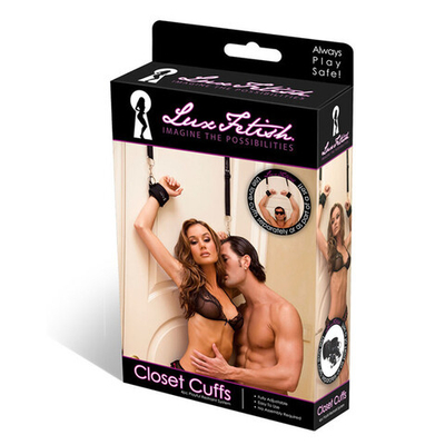 Черные фиксаторы с креплением на дверь (черный) (Цвет: черный)