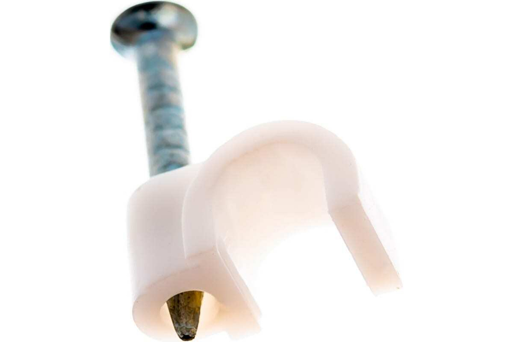 Круглый крепеж кабеля REXANT 4 мм, белый 50шт 07-4004