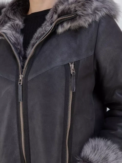 Дубленка зимняя с капюшоном натуральная