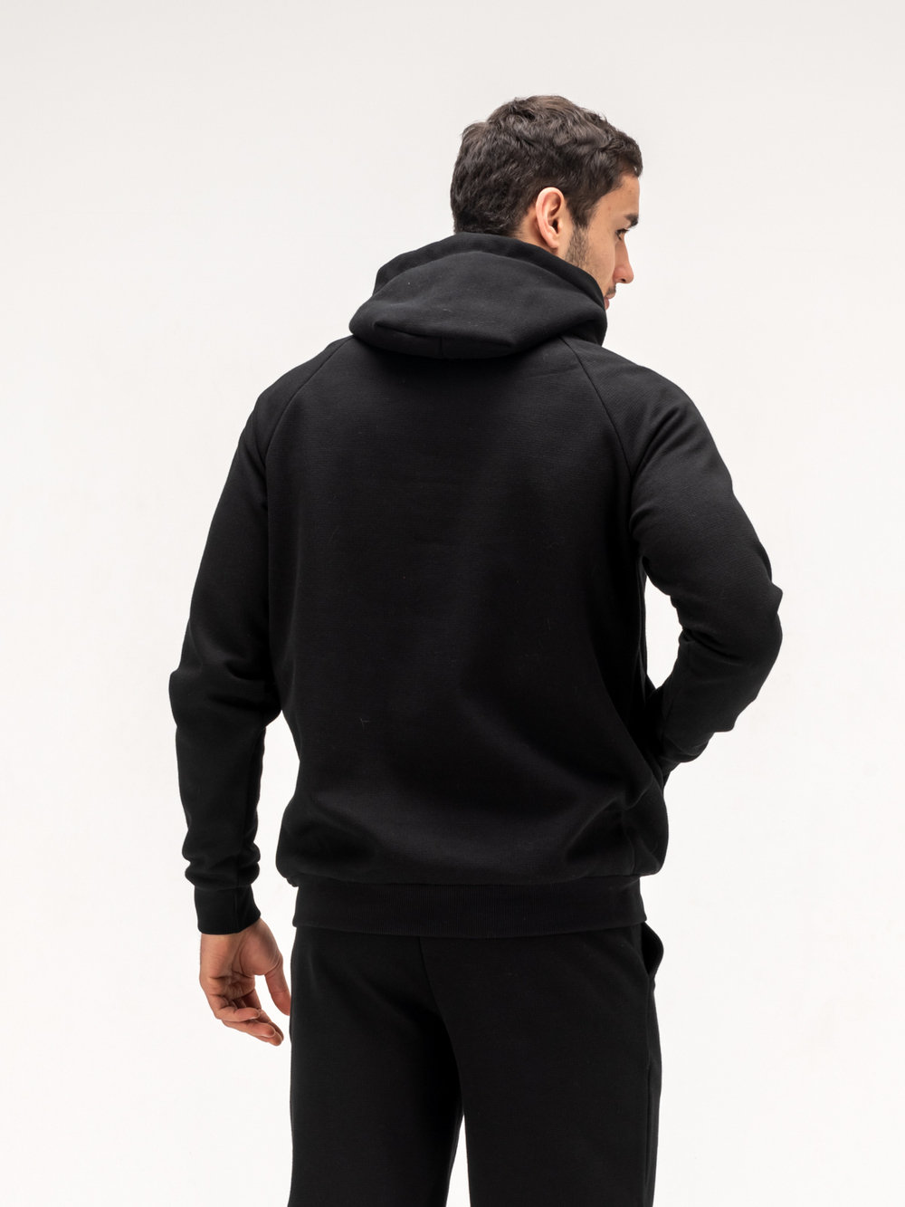 Костюм мужской спортивный теплый. Черный