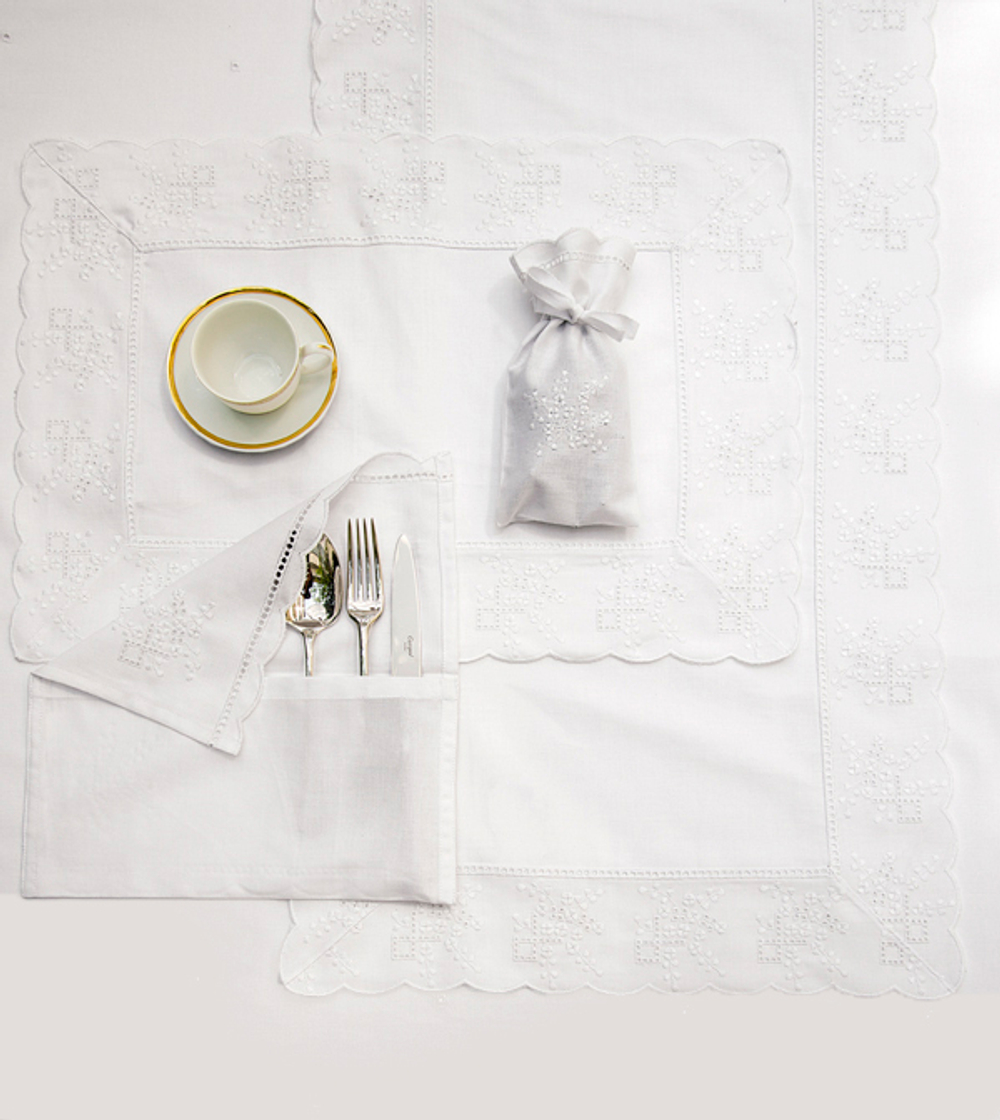 Элитная дорожка на стол Classic от Bovi