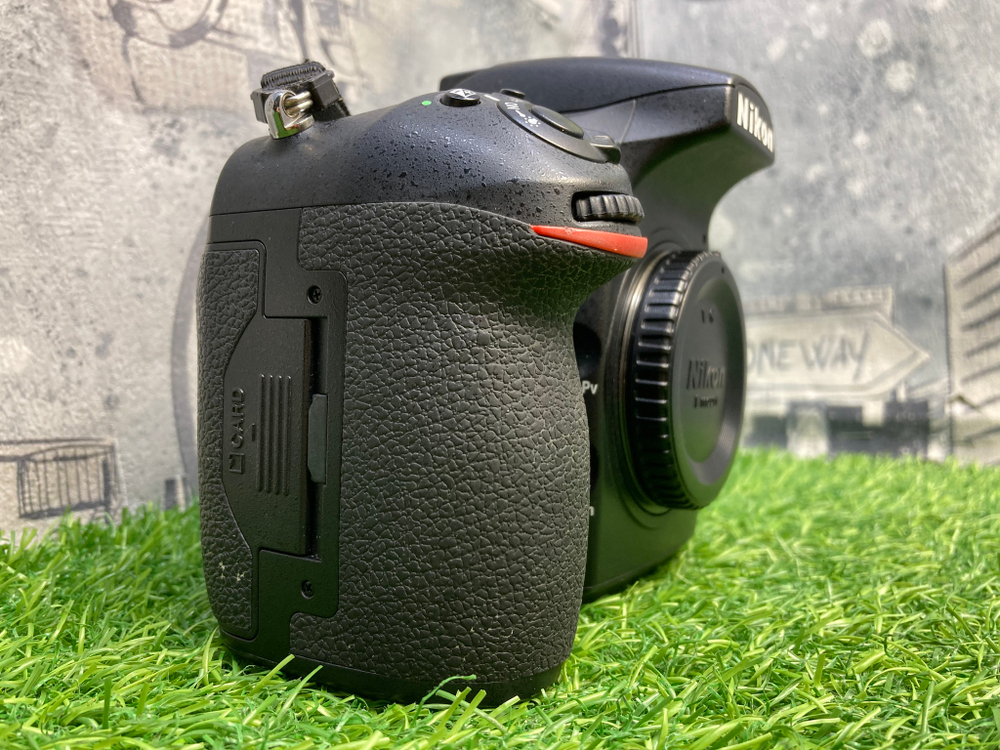 Nikon D810 (18.900 кадров) Покупка/Продажа