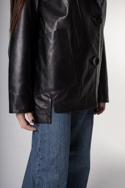 Пиджак из натуральной кожи