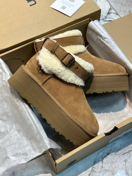 UGG