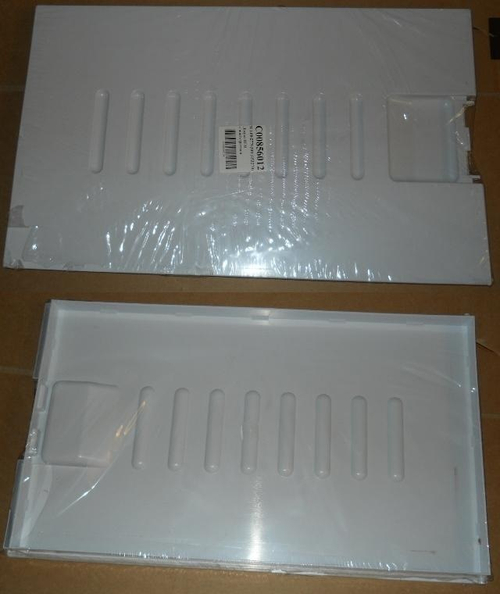 Панель внешняя морозильной камеры Stinol