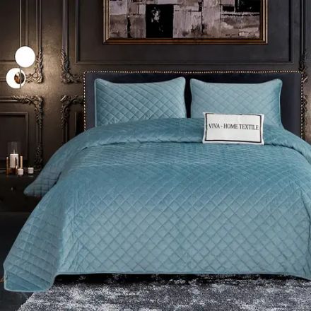 Покрывала и пледы