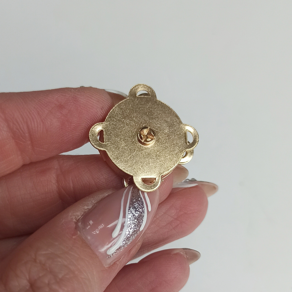 Кнопка пришивная 16 Золото