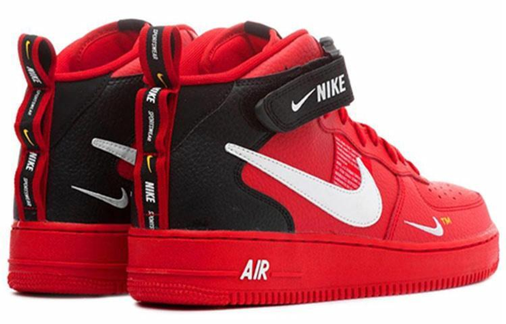 Кроссовки Nike Air Force 1 07 Lv8