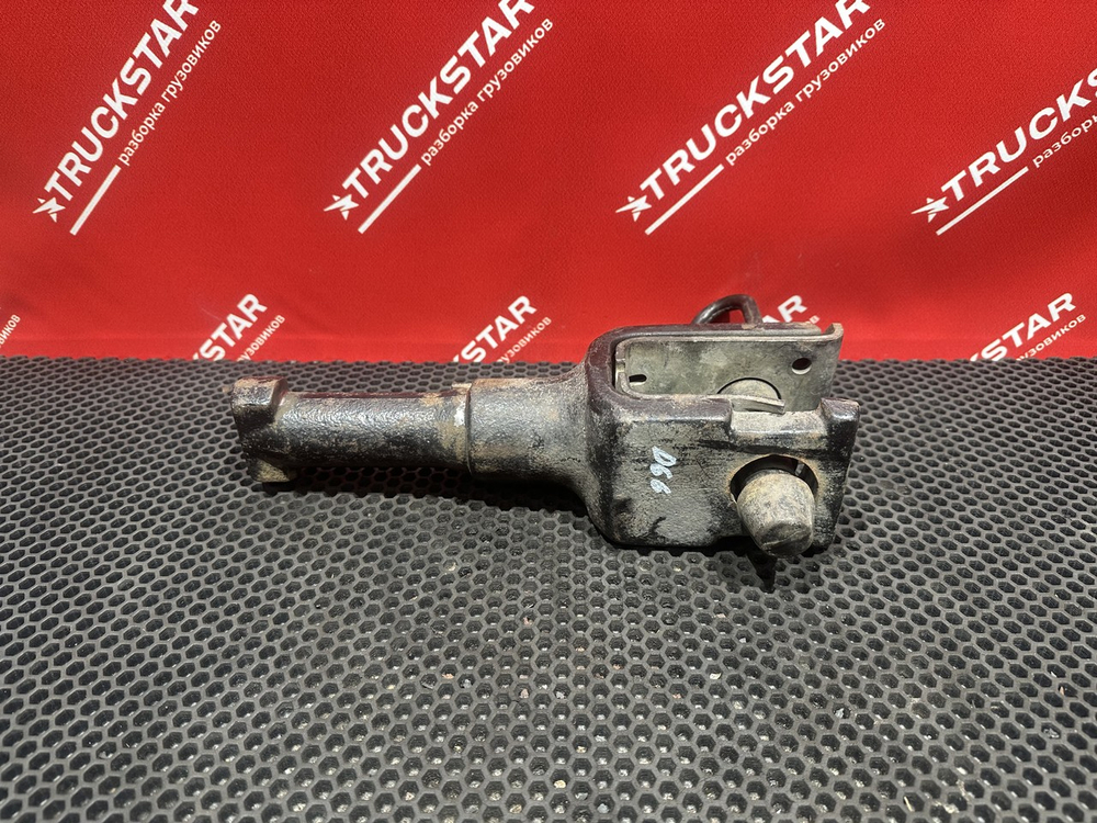 Крюк буксировочный 2018г