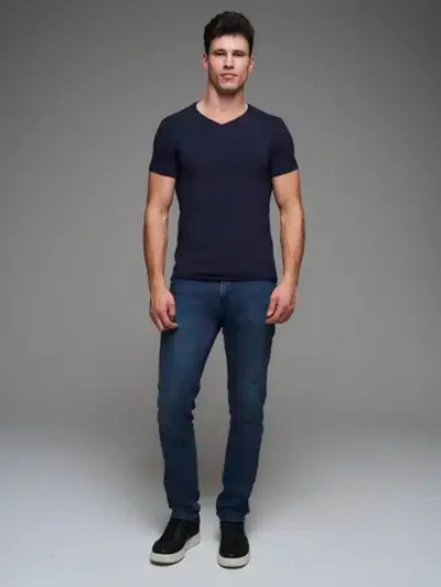 Футболка V-вырез однотонная облегающая