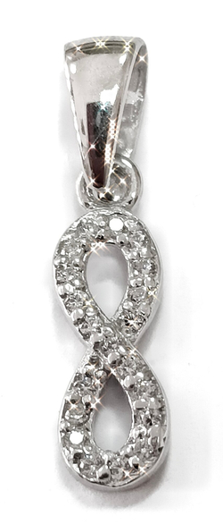 Ювелирная подвеска из серебра с фианитами