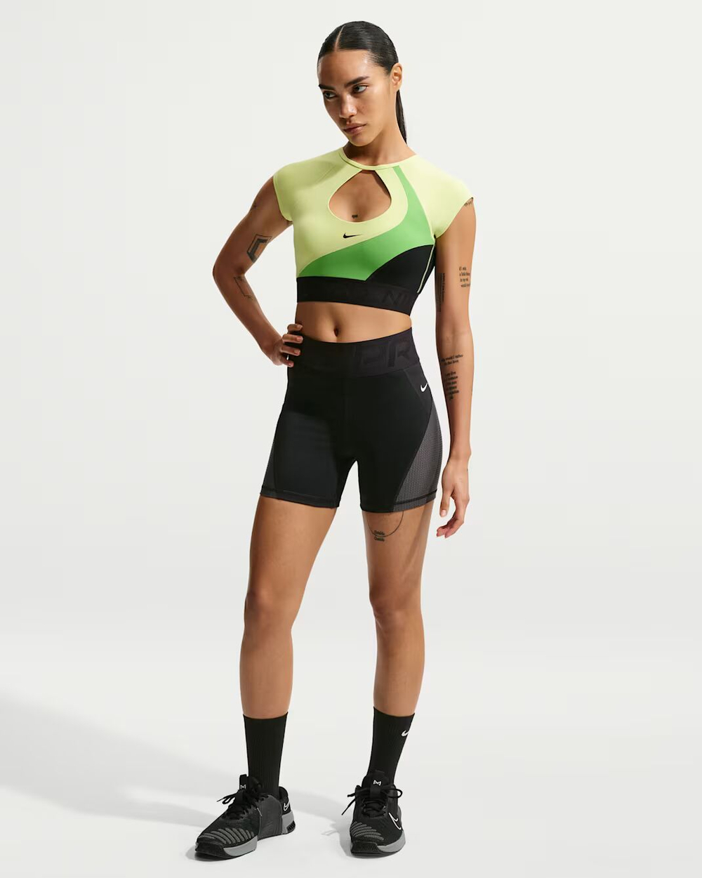 Nike Pro Sculpt Женские велосипедные шорты Dri-FIT с высокой талией (13 см) - NIKE