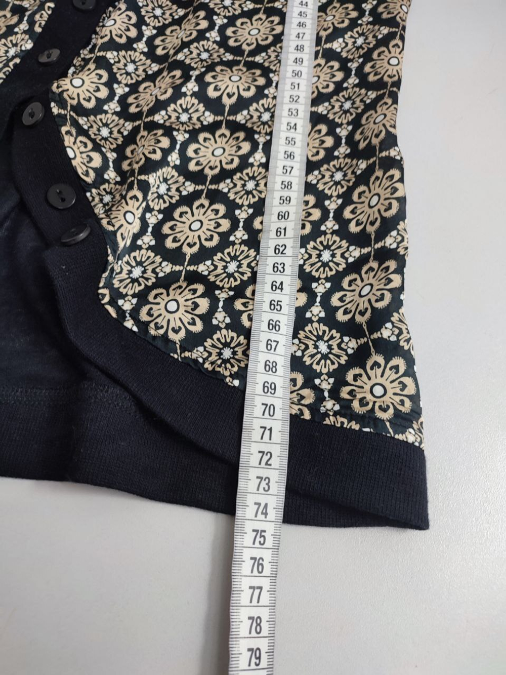 Кофта Concept Club на пуговицах 46 размер