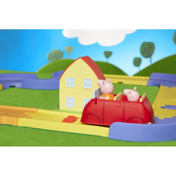 Hasbro Peppa Pig - Удивительное путешествие свинки Пеппы + автомобиль F4822