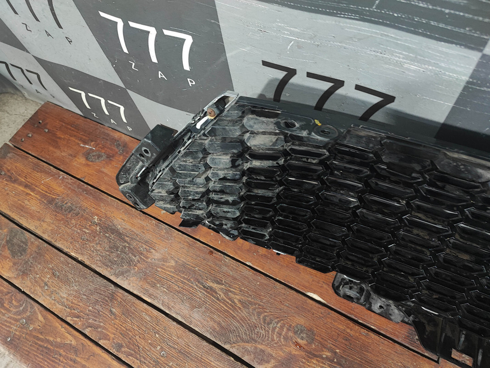 Решетка радиатора Haval F7 1 19-22 Б/У Оригинал 5509101XKQ00A