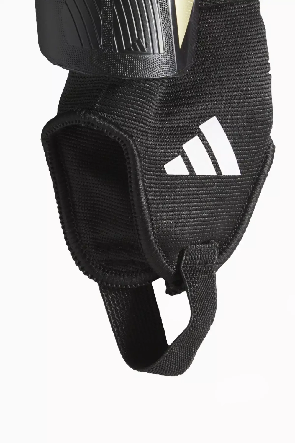 Футбольные щитки adidas Tiro Match Junior