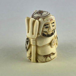 Статуэтка нэцкэ Бисямонтэн (или Тамонтэн)