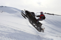 Снегоход РУССКАЯ МЕХАНИКА Тайга Варяг 500