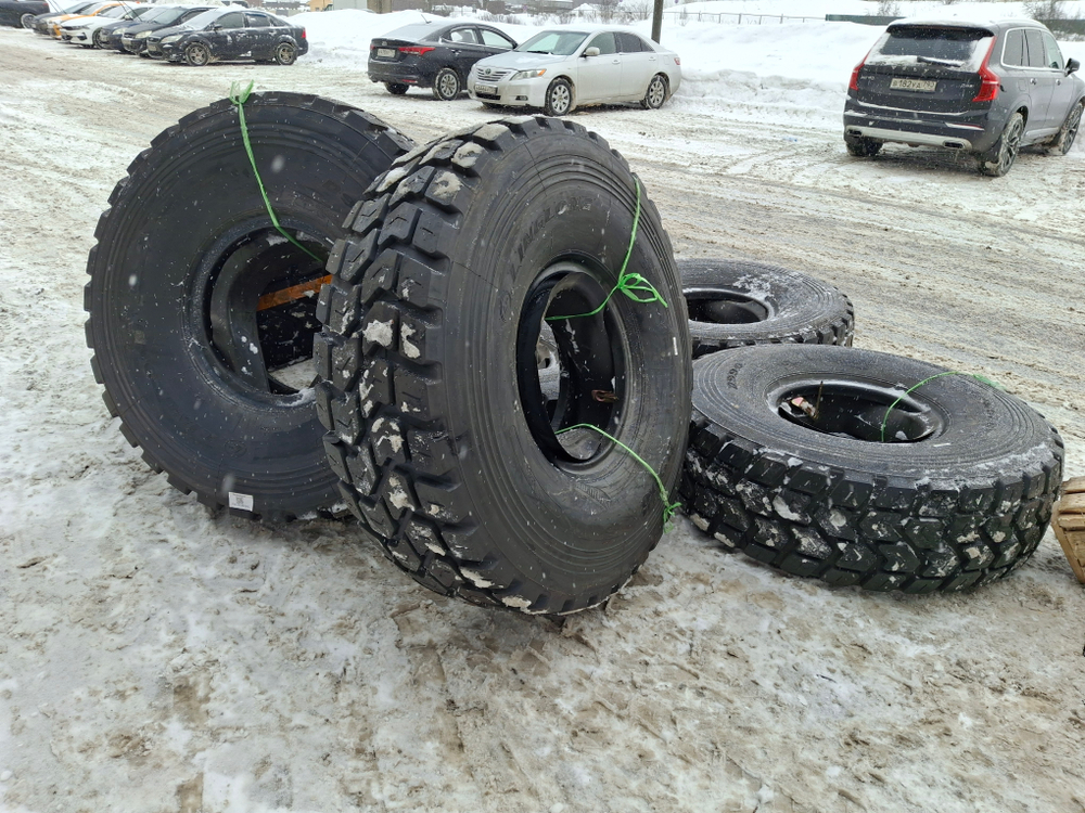 16,00R20** IND(425/95R20) cat.no 211015042 D990 175B TT LingLong