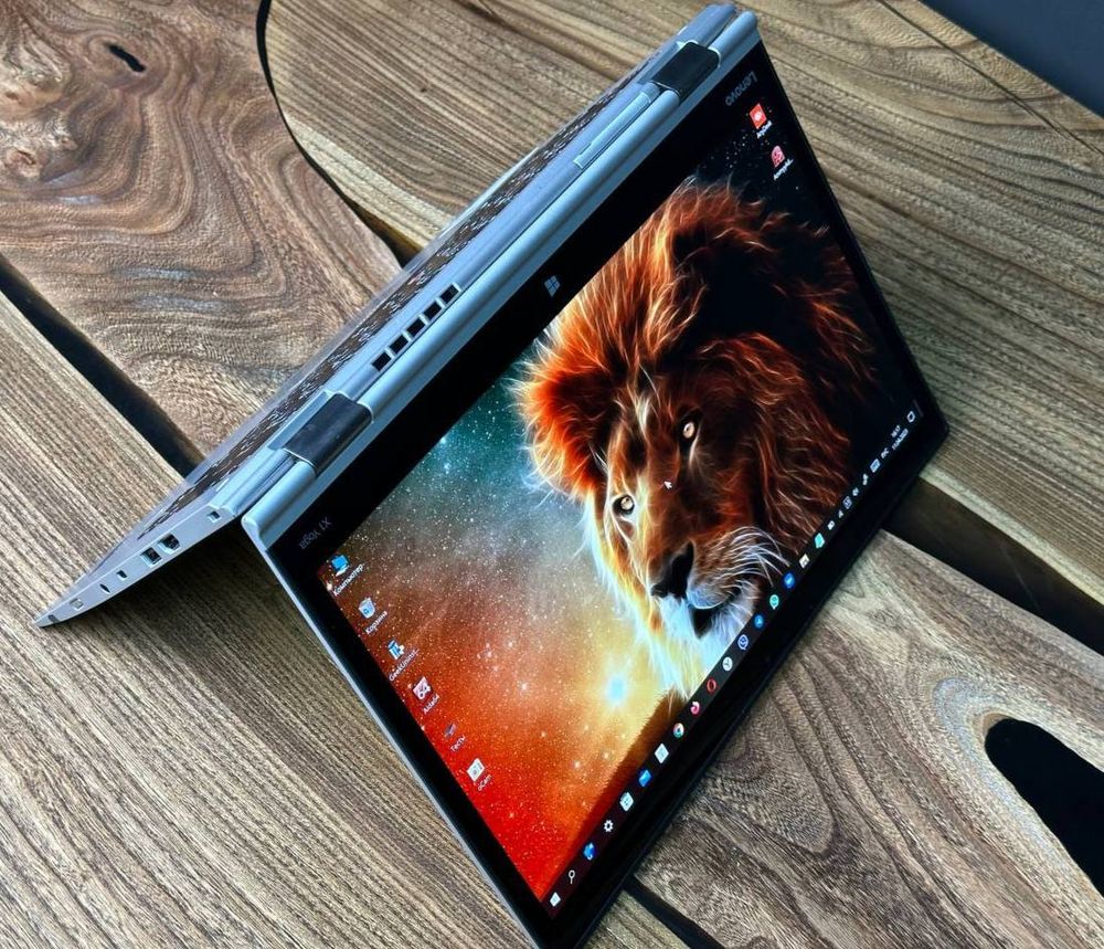 14" Ноутбук Lenovo ThinkPad Yoga X1 Gen 2 Oled Silver (2560x1440, Intel Core i7-7600U, RAM 16ГБ, SSD 512ГБ, Intel HD Graphics 620, Win 10 Pro)