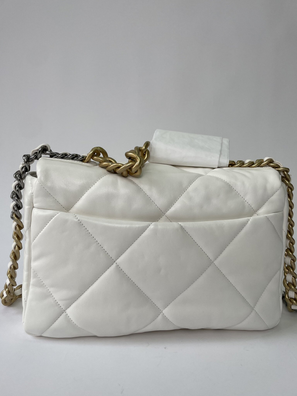 Сумка Chanel 19