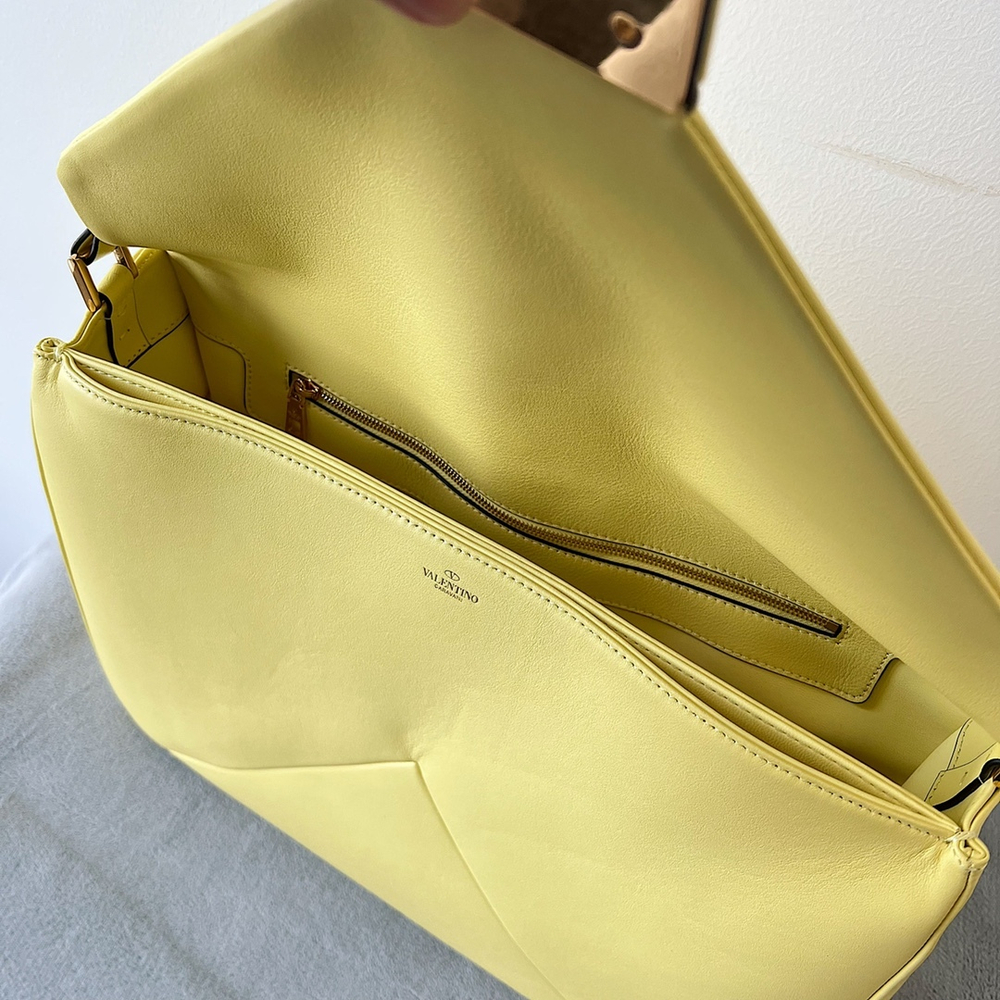 Valentino One Stud Maxi Hobo Bag 40 cm
