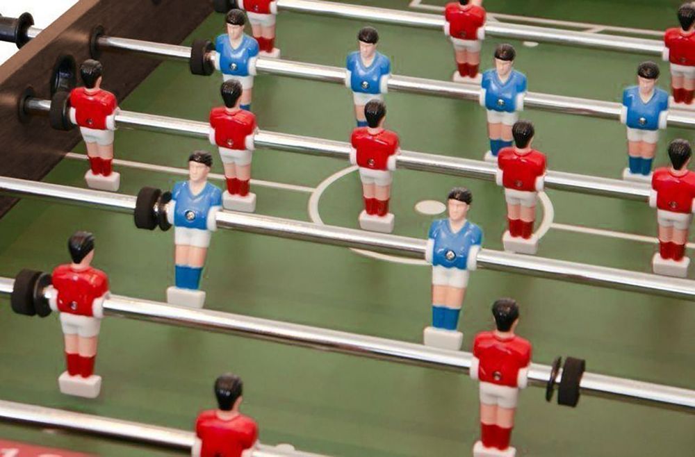 Игровой стол - футбол складной "Maccabi Mini" (121x61x81, венге, складной)