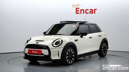 Mini Cooper S 5 даерей Classic (02.2022)