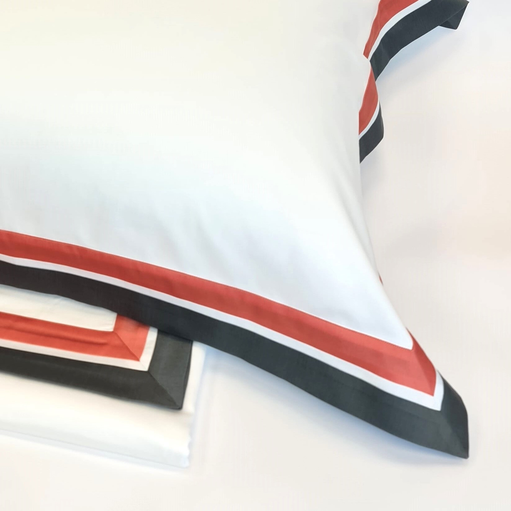 Постельное белье 2 спальное евро Сlaire&Caroll Jacqueline белое с серо-зеленым кантом