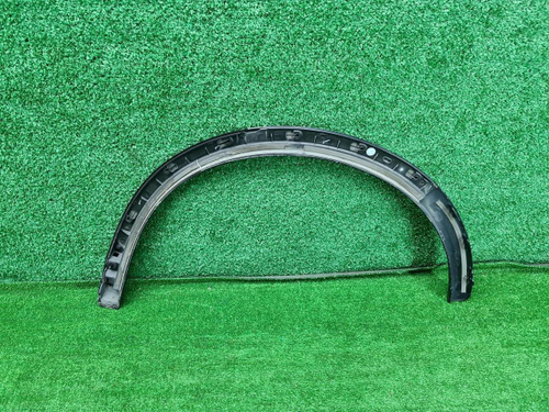 Расширитель задний правый Audi Q3 1 8U (2011-2018)