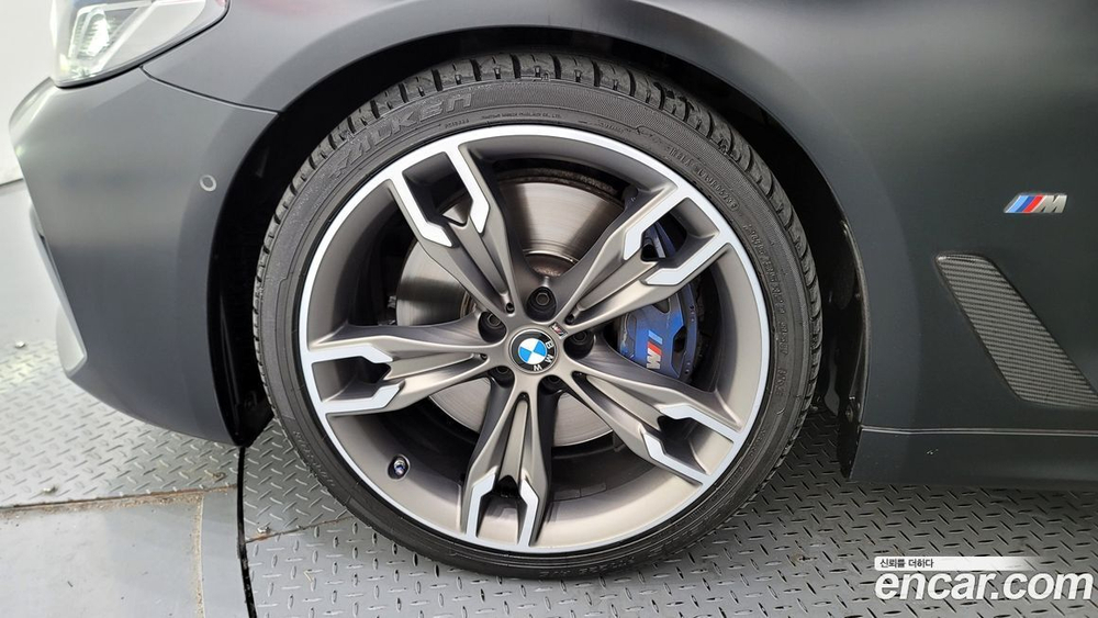 BMW 5 Series (G30) M550i xDrive (02.2021)