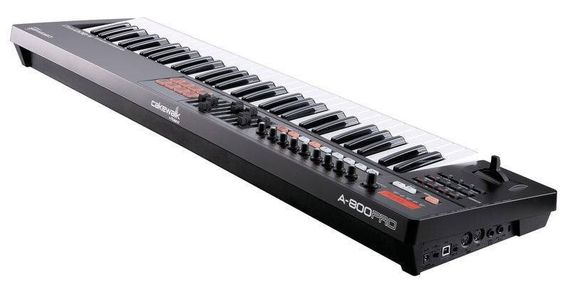 ROLAND A-800PRO миди клавиатура. 61 клавиша