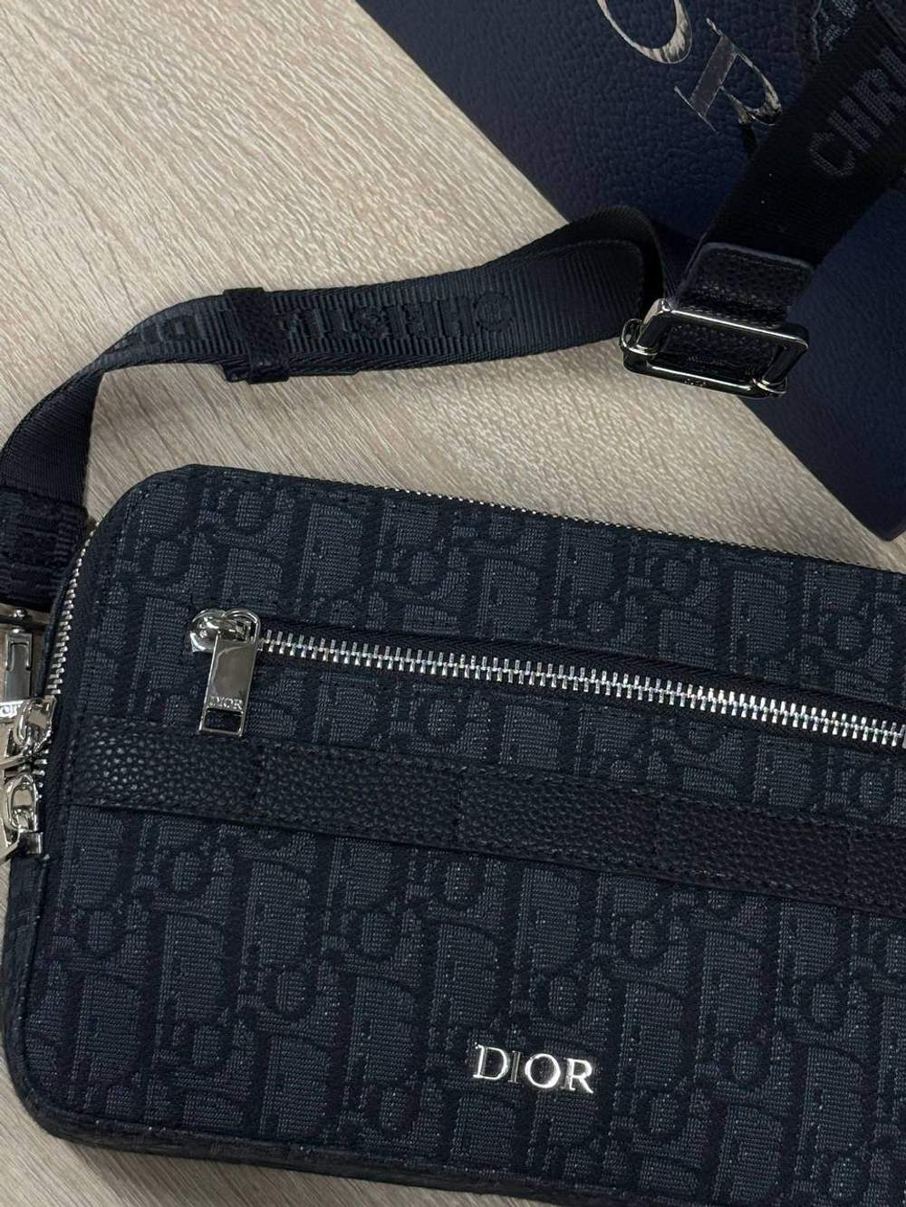 Сумка-мессенджер Dior