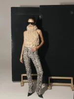 Топ с объемным горлом и открытой спиной, Бежевый