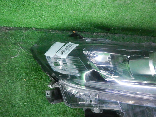Фара правая Toyota Land Cruiser Prado 150 (2017-н.в.) LED