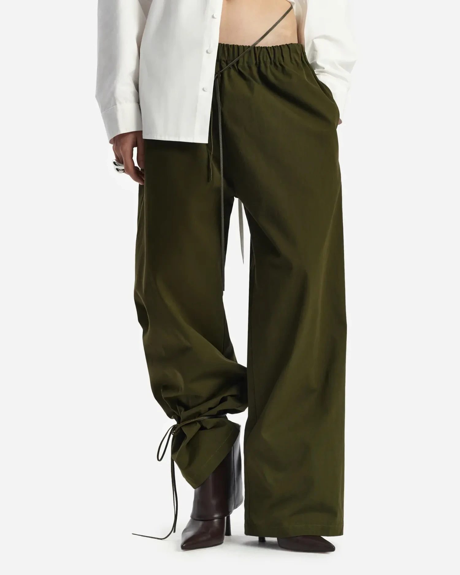 Широкие брюки хаки