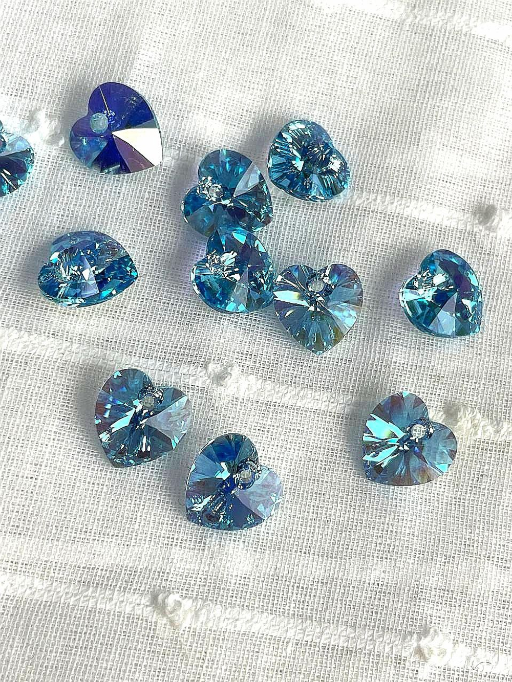 6228-10-aqua shim Кристалл "Сердечко" 10мм, голубой с холодным отливом