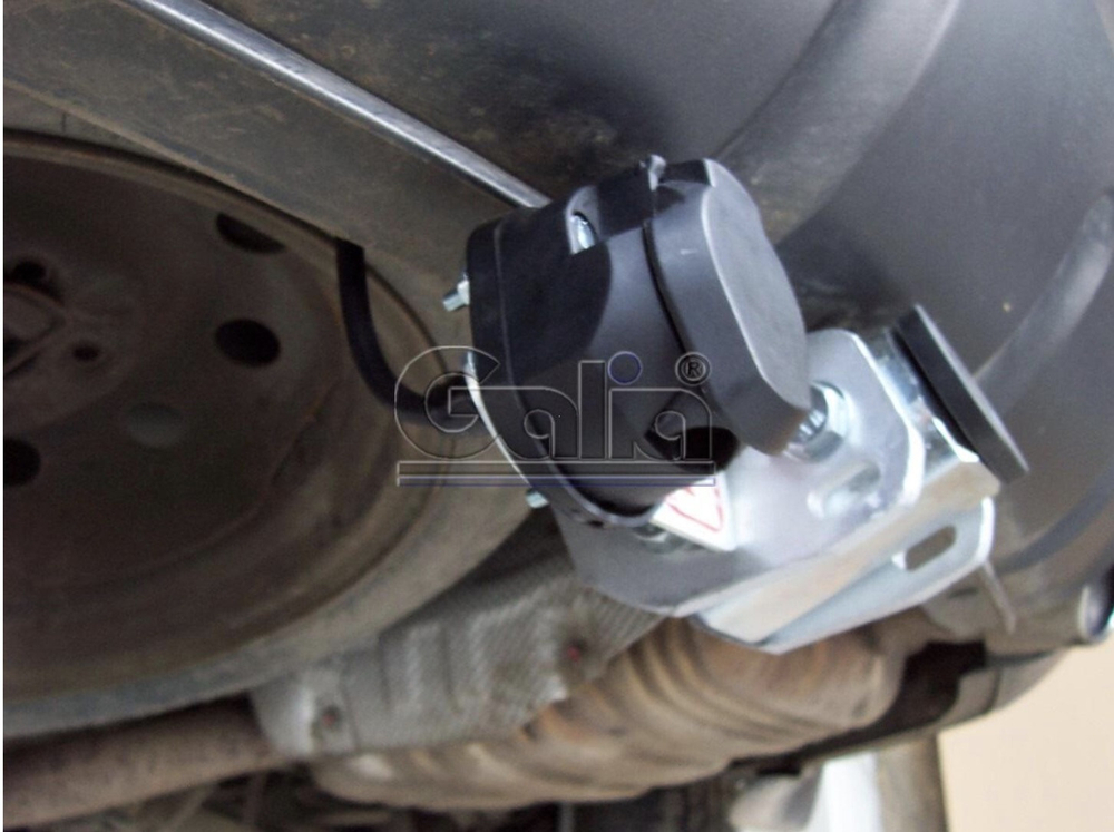 Фаркоп оцинкованный Galia K032A для Kia Carens 2006-2013(паспорт и сертификат в комплекте)(без электрики)