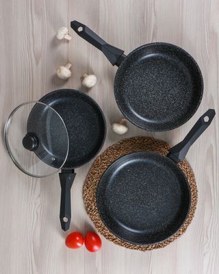 СКОВОРОДКИ КЛАССИЧЕСКИЕ