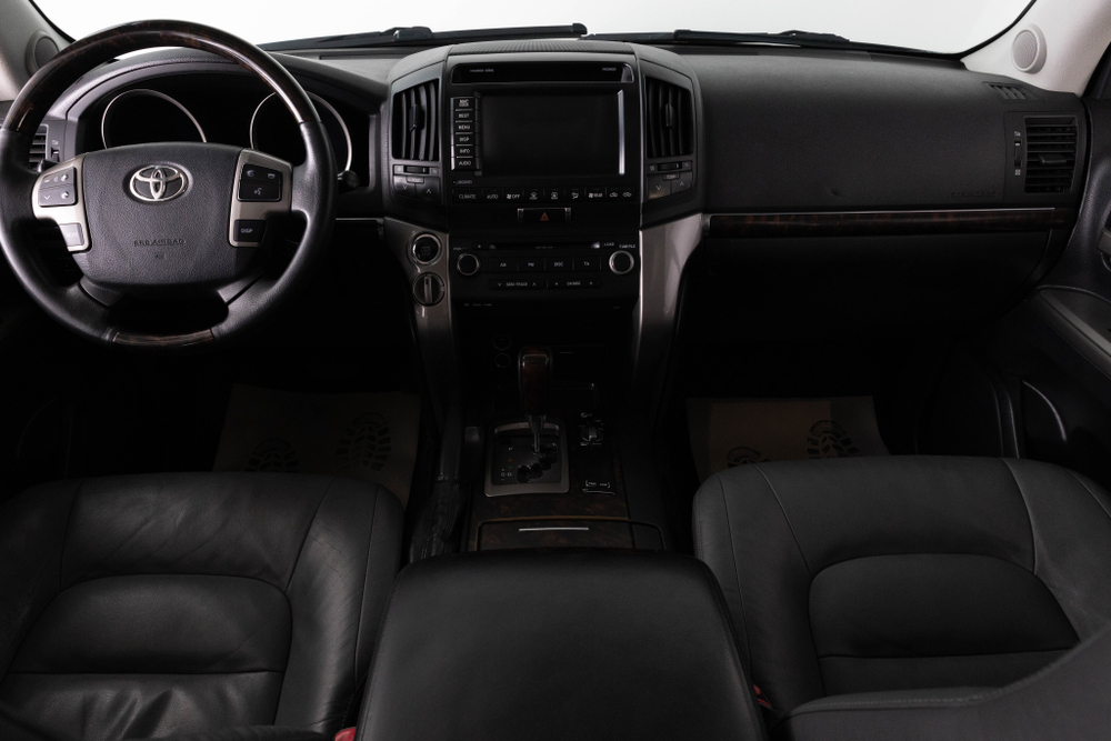 Toyota RAV4, 2020 год
