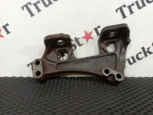 Кронштейн глушителя 2020г