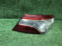 Фонарь правый внешний Toyota Camry XV70 17-нв LED